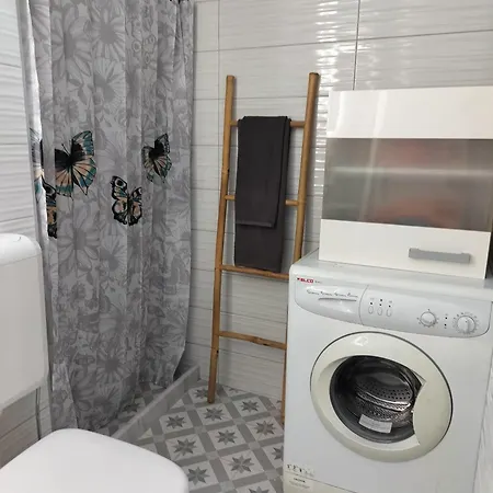 Cozy Flat In Pyrgos Near Olympia Apartamento